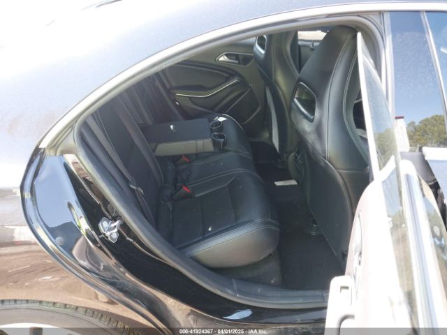 WDDSJ4GB9JN694346 Mercedes-Benz CLA 250 4MATIC