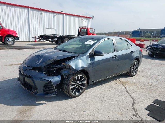 2T1BURHE2JC967962 Toyota COROLLA SE