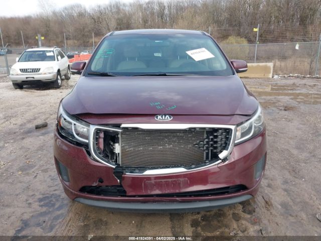KNDMB5C12H6236364 KIA SEDONA LX