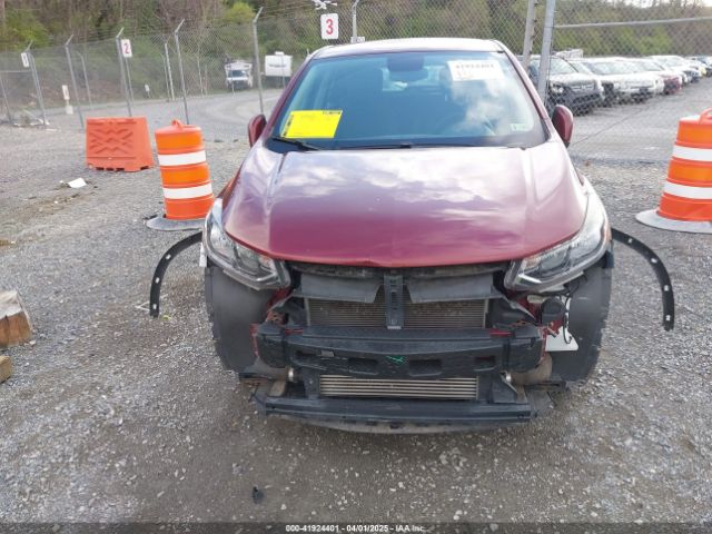 3GNCJNSB9HL132735 Chevrolet TRAX LS