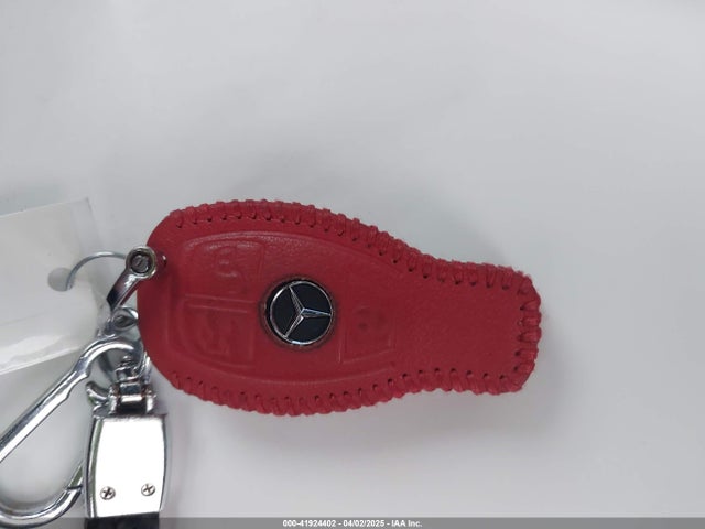 55SWF4JB8HU230686 Mercedes-Benz C 300 Luxury/sport
