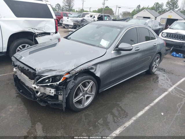 55SWF4JB8HU230686 Mercedes-Benz C 300 Luxury/sport