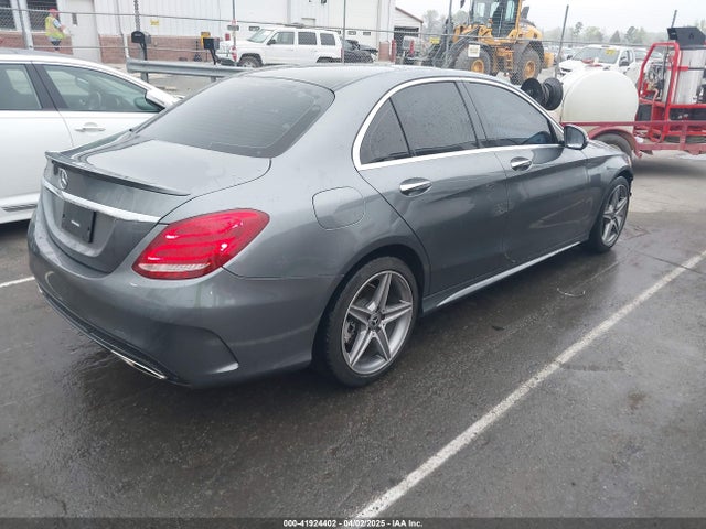 55SWF4JB8HU230686 Mercedes-Benz C 300 Luxury/sport