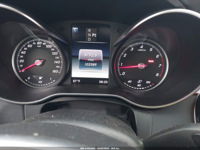 55SWF4JB8HU230686 Mercedes-Benz C 300 Luxury/sport