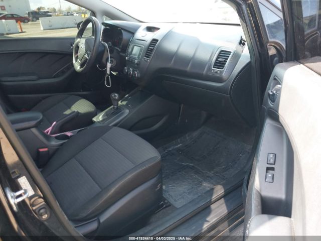 KNAFX4A63G5506920 KIA FORTE LX