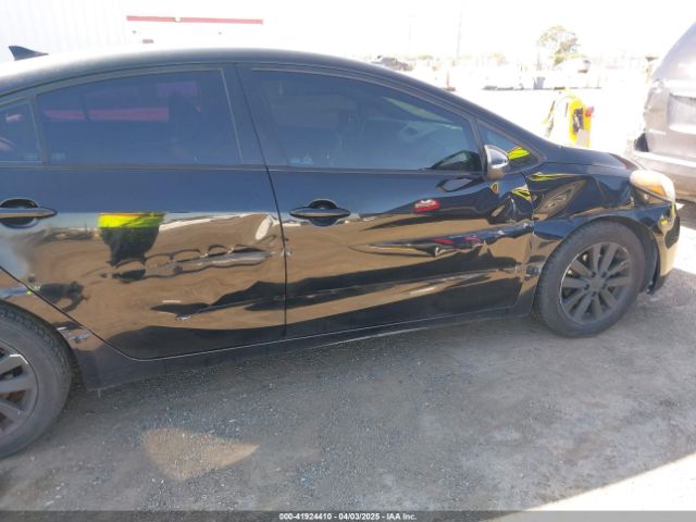KNAFX4A63G5506920 KIA FORTE LX