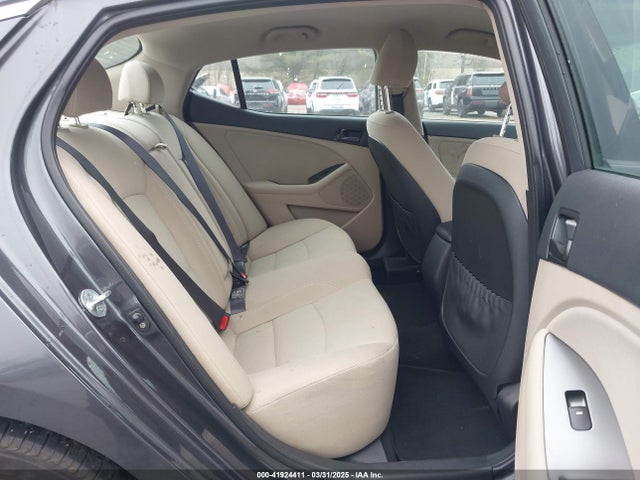 KNAGM4A73F5625605 KIA Optima Lx