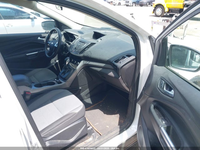 1FMCU0GX6EUE28168 Ford ESCAPE SE