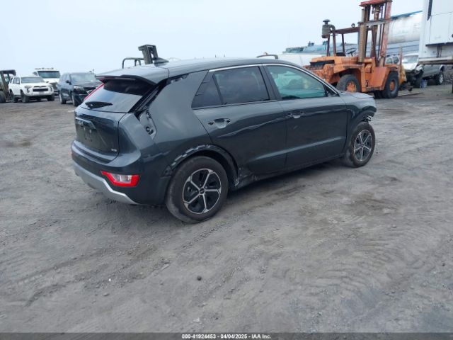 KNDCP3LE7S5225703 KIA NIRO LX