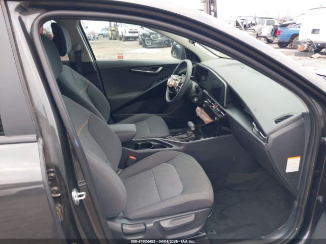 KNDCP3LE7S5225703 KIA NIRO LX