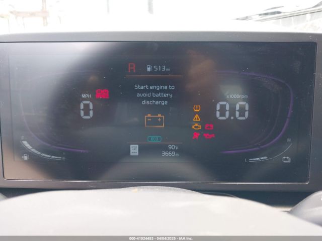 KNDCP3LE7S5225703 KIA NIRO LX