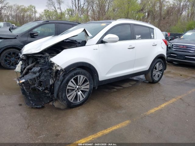 KNDPCCAC5E7575712 KIA Sportage Ex