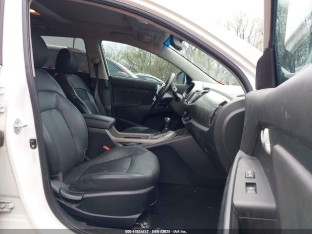 KNDPCCAC5E7575712 KIA Sportage Ex