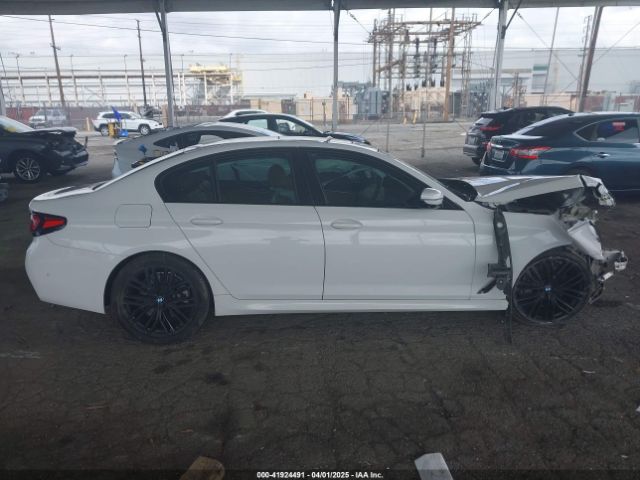 WBA53BJ08MWW94444 BMW 540I