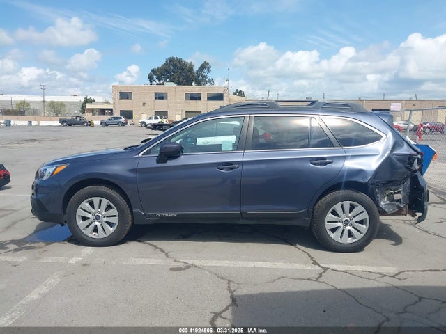 4S4BSACCXH3422300 Subaru Outback 2.5i Premium