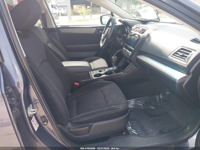 4S4BSACCXH3422300 Subaru Outback 2.5i Premium