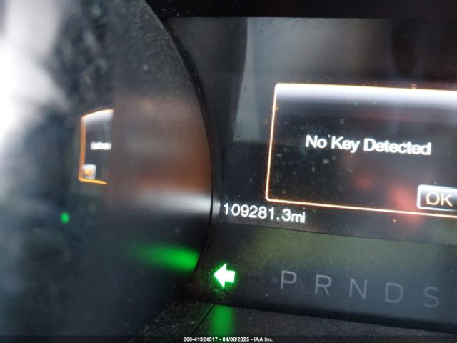 1FATP8EM3F5396946 Ford Mustang V6