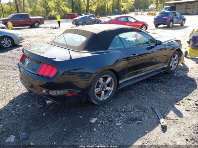 1FATP8EM3F5396946 Ford Mustang V6
