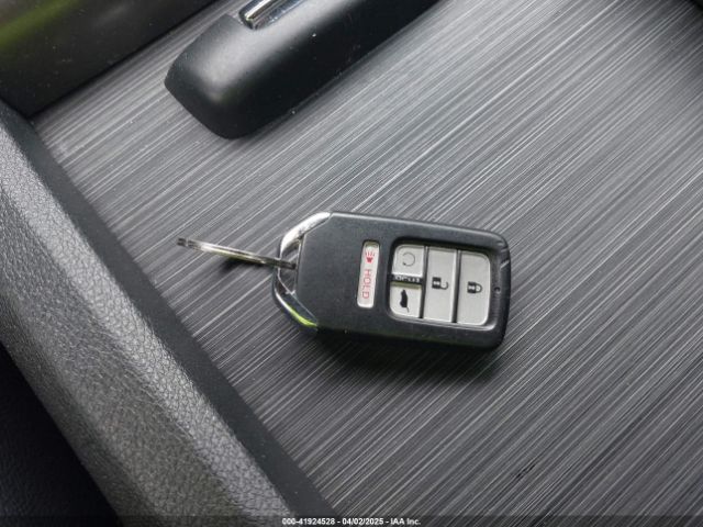 5FNYF6H22MB070469 Honda Pilot Awd Special Edition
