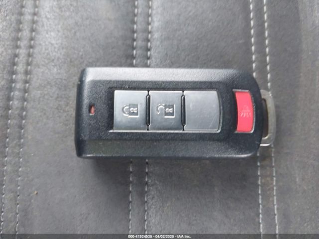 2019 MITSUBISHI OUTLANDER JA4AZ3A31KZ044098 Photo 10