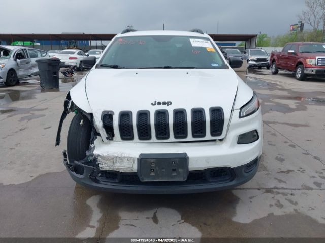 1C4PJLAB2GW346507 Jeep Cherokee Altitude