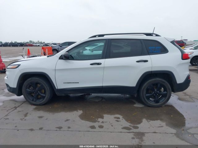 1C4PJLAB2GW346507 Jeep Cherokee Altitude