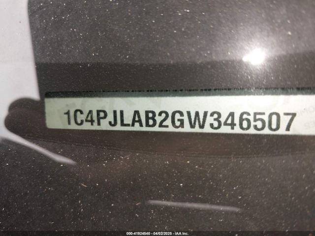 1C4PJLAB2GW346507 Jeep Cherokee Altitude