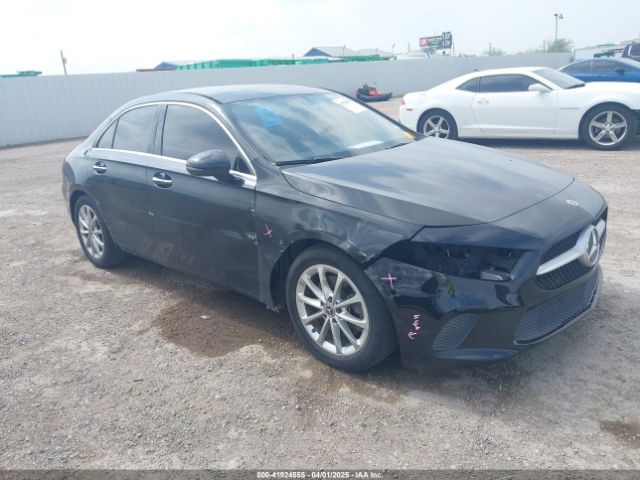 W1K3G4EB5MJ285990 Mercedes-Benz A 220