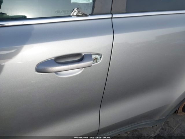 KNDPM3AC2M7931660 KIA Sportage Lx