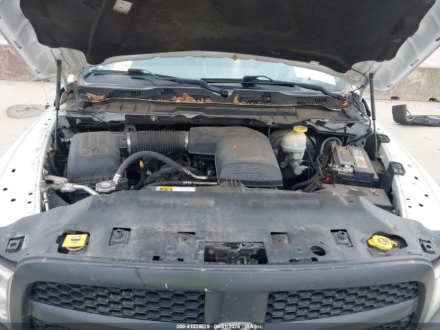 1C6RR6KG5HS825162 RAM 1500 Tradesman  4x2 5'7 Box