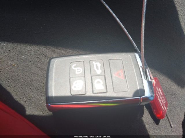 SALYL2EX3RA379944 Land Rover Range Rover Velar P250 Dynamic Se