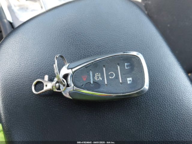1G1ZC5ST2LF106625 Chevrolet Malibu Fwd 1fl