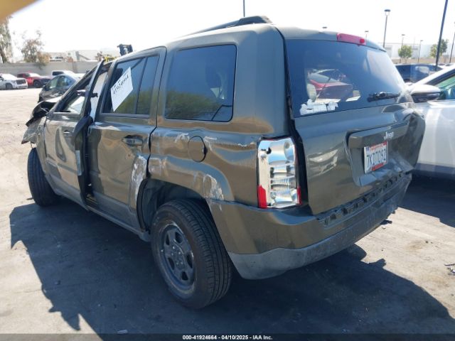 1C4NJPBB6FD241654 Jeep Patriot Sport