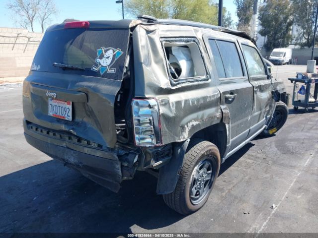 1C4NJPBB6FD241654 Jeep Patriot Sport