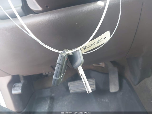 1GT22YEG7FZ141823 GMC Sierra 2500hd Sle