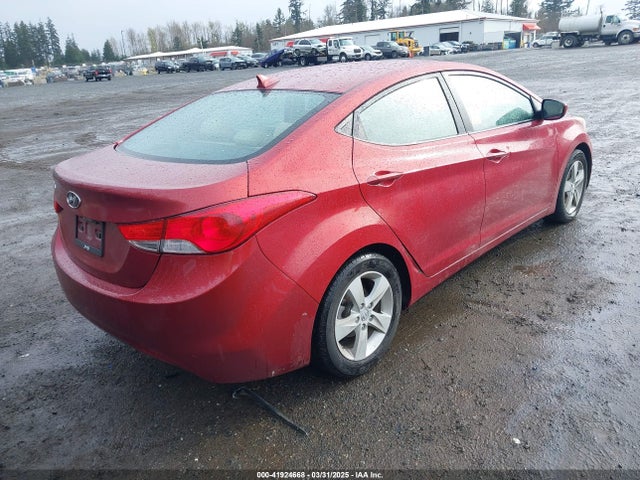 Продажа на аукционе авто 2013 Hyundai Elantra Gls, vin: KMHDH4AE9DU733475, номер лота: 41924668