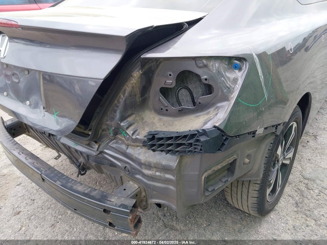 2HGFG3A8XFH502032 Honda CIVIC EX