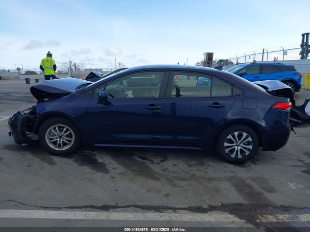 JTDEAMDE1MJ029331 Toyota Corolla Hybrid Le