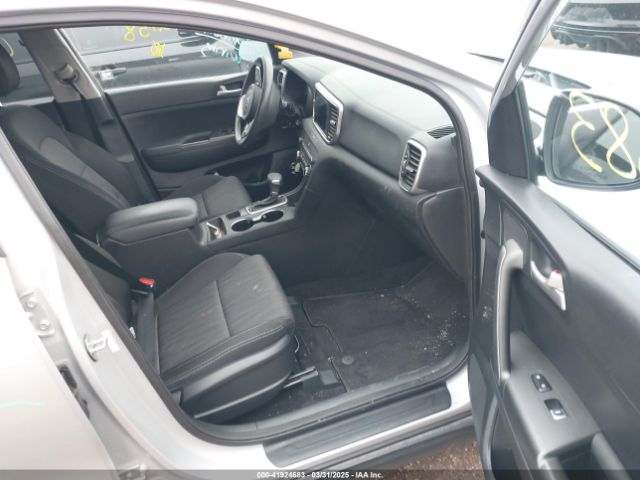 KNDPM3AC9L7642158 KIA Sportage Lx