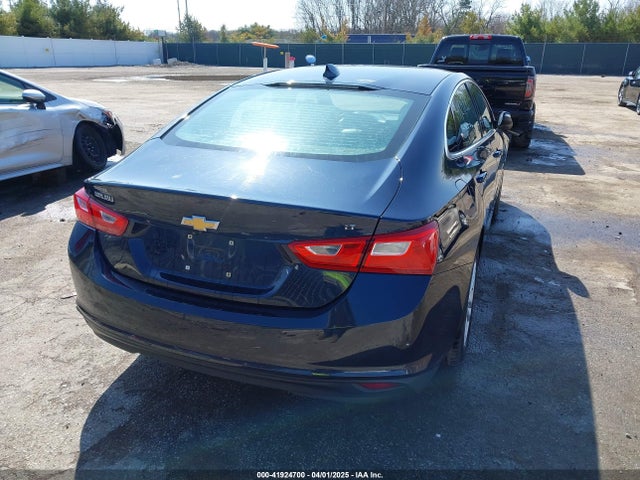 1G1ZE5ST4HF227481 Chevrolet MALIBU 1LT