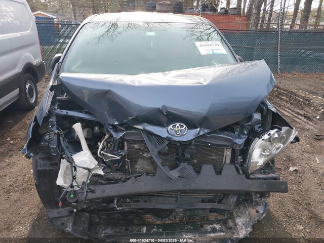 5TDZZ3DC3HS837529 Toyota Sienna L 7 Passenger