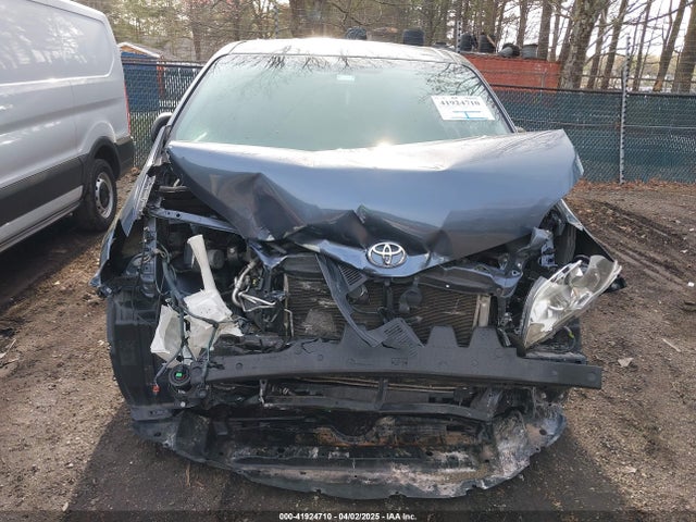 5TDZZ3DC3HS837529 Toyota Sienna L 7 Passenger