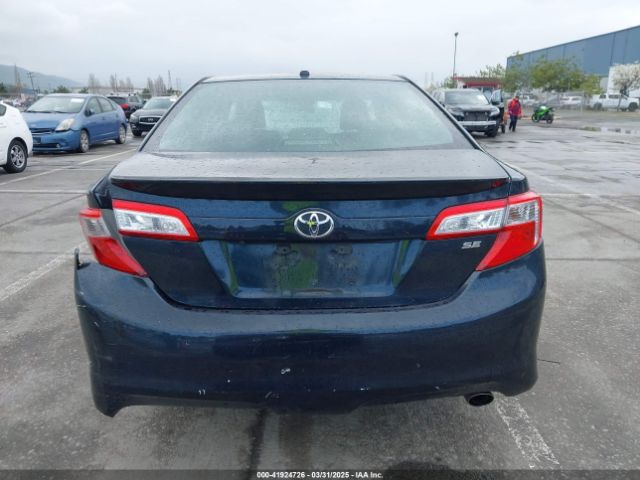 4T1BF1FKXEU385715 Toyota CAMRY SE