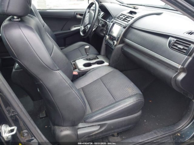 4T1BF1FKXEU385715 Toyota CAMRY SE
