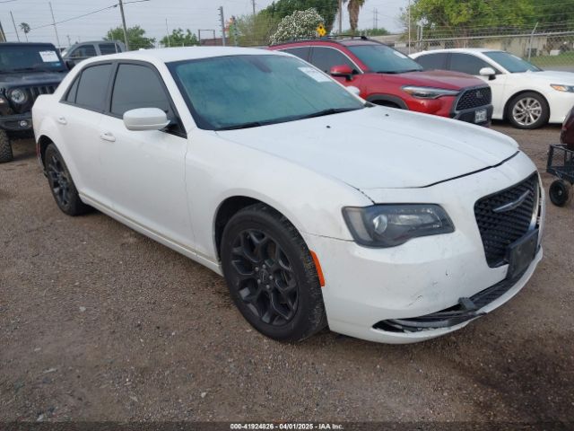 2019 CHRYSLER 300 2C3CCAGG3KH682596