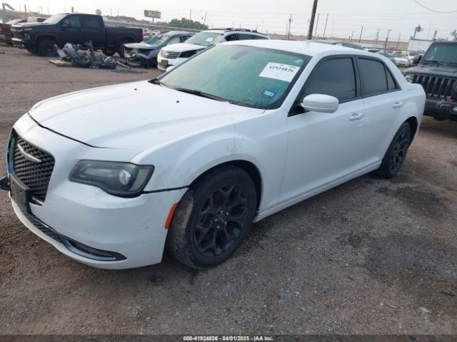 2019 CHRYSLER 300 2C3CCAGG3KH682596 Photo 1