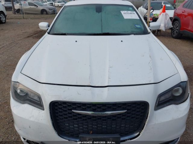2019 CHRYSLER 300 2C3CCAGG3KH682596 Photo 5