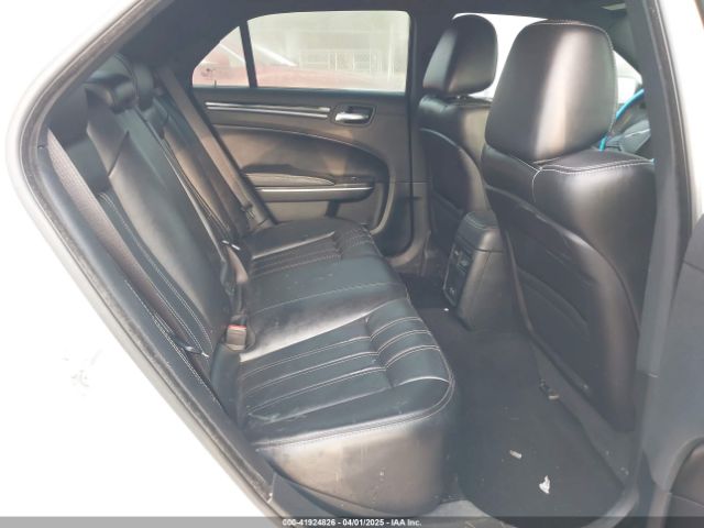 2019 CHRYSLER 300 2C3CCAGG3KH682596 Photo 7