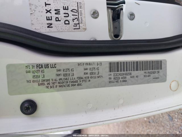 2019 CHRYSLER 300 2C3CCAGG3KH682596 Photo 8