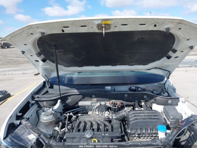 2019 VOLKSWAGEN ATLAS 1V2MR2CA2KC597854 Photo 9